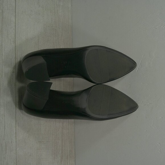 Naturalizer Black Classic Reto Leather Pointed Toe Mali Pumps Size 9 W | Wide - Picture 12 of 12